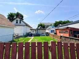 717 Aberdeen Avenue, Winnipeg, MB R2W1W8 Photo 13