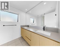 42 528 E 2nd Street, North Vancouver, BC V7L0G8 Photo 13