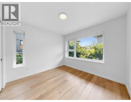42 528 E 2nd Street, North Vancouver, BC V7L0G8 Photo 7