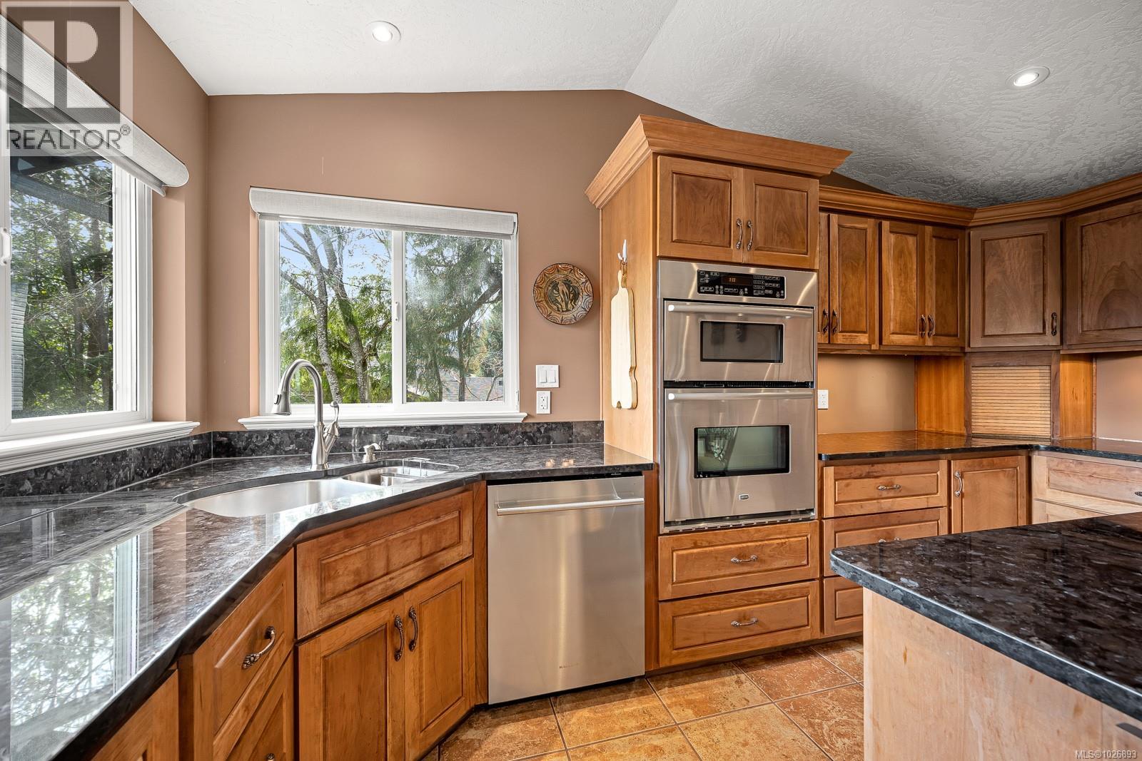 1780 Jay Bell Trail, Qualicum Beach