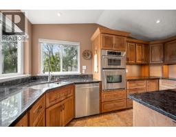 1780 Jay Bell Trail, Qualicum Beach, BC V9K2S3 Photo 30