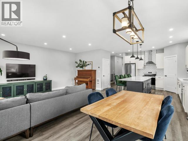 32 EUGENE AVENUE - 10