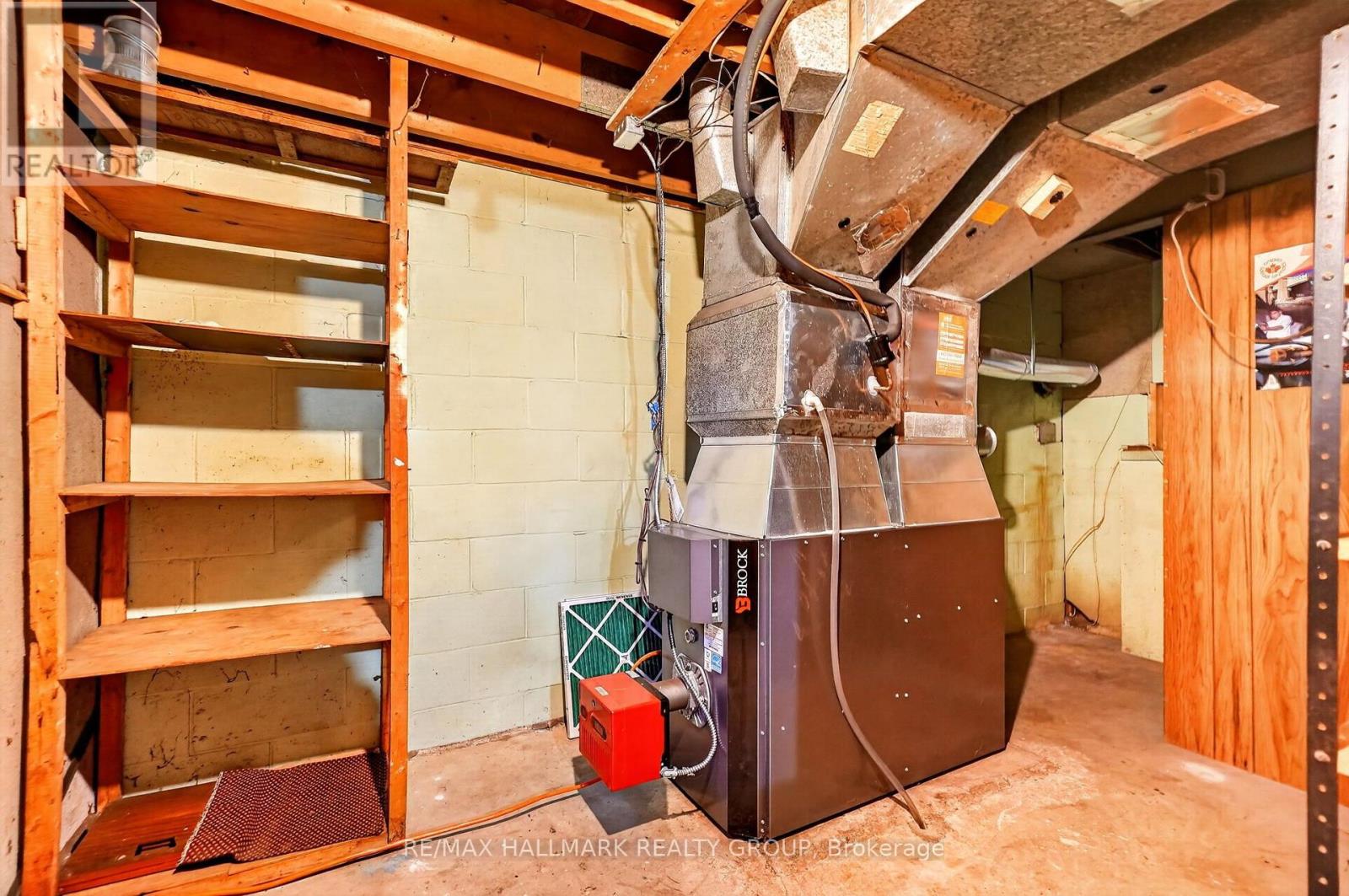 3445 SOUTHGATE ROAD - 44