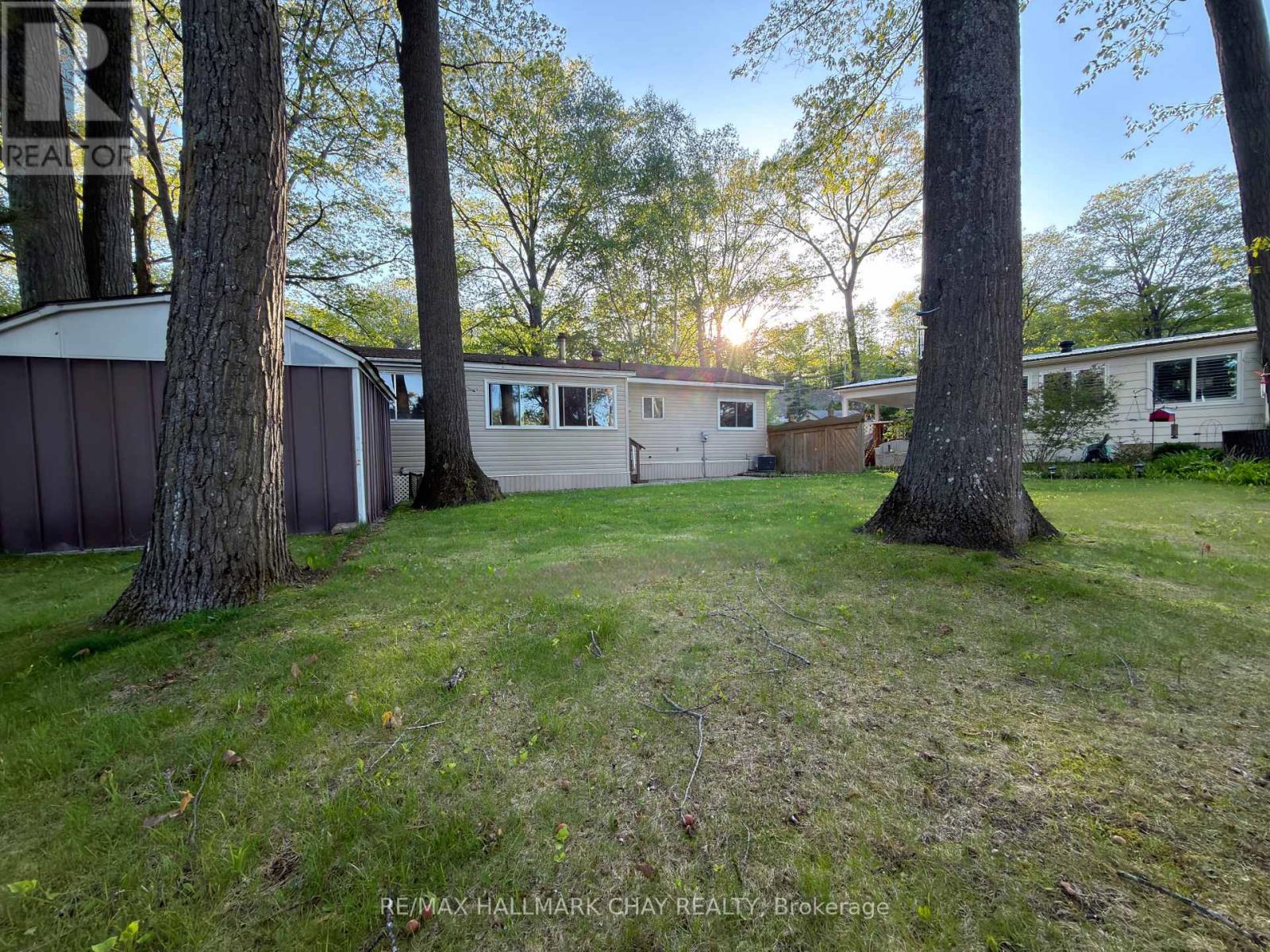13 CARRUTHERS STREET N - Image 6