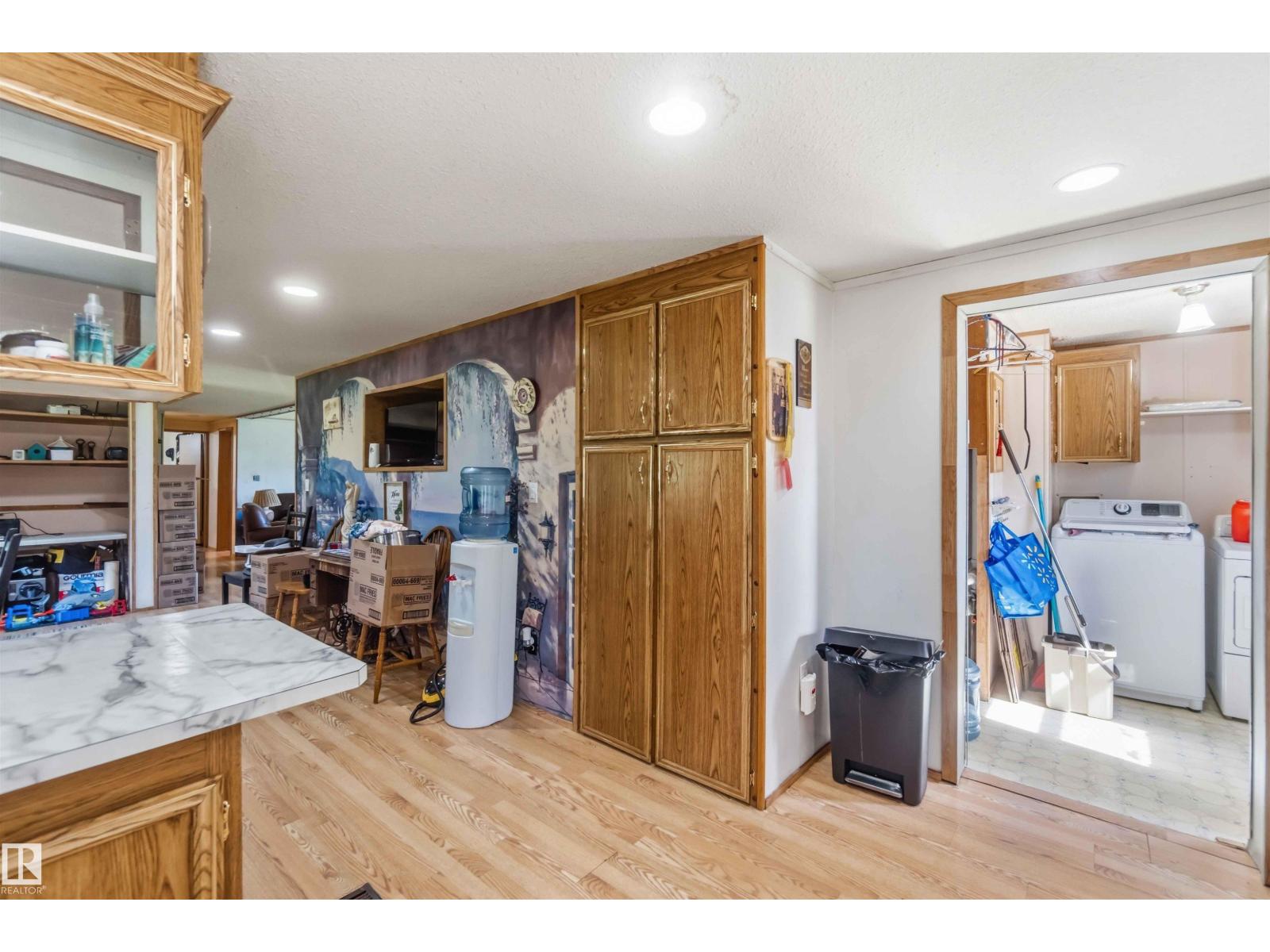 52315 RGE ROAD 273 - 10