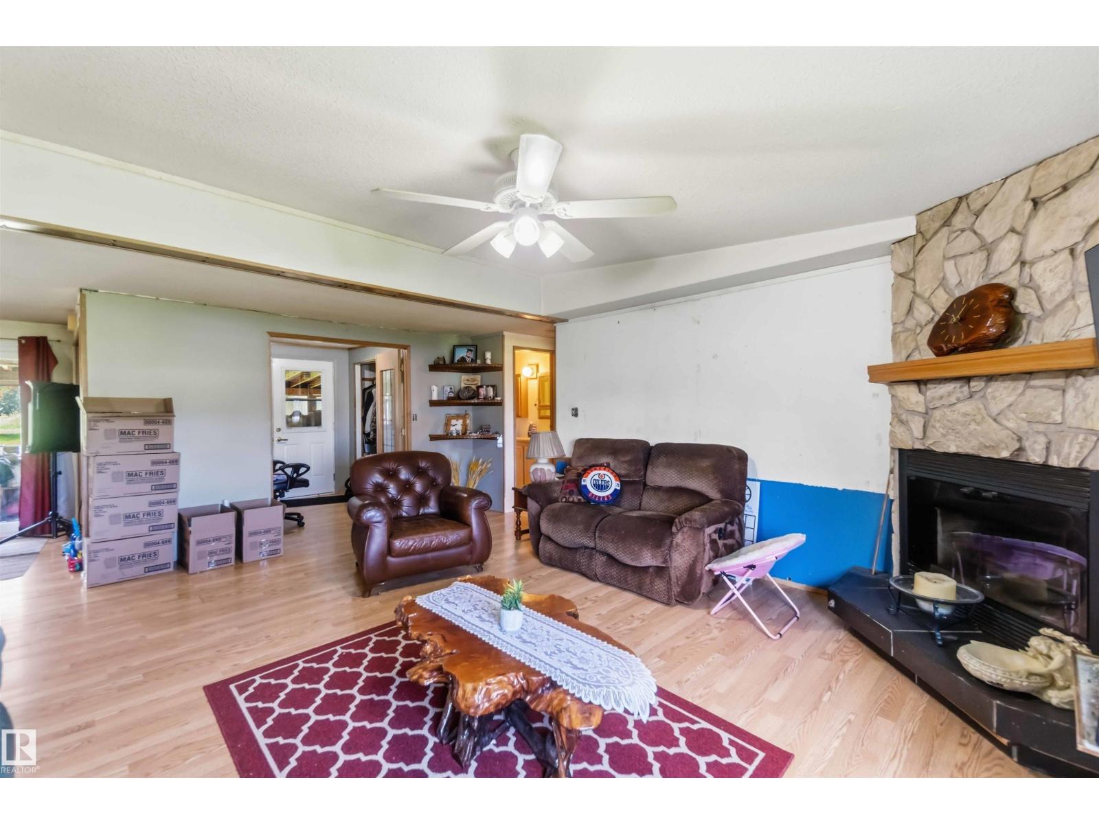 52315 RGE ROAD 273 - 16