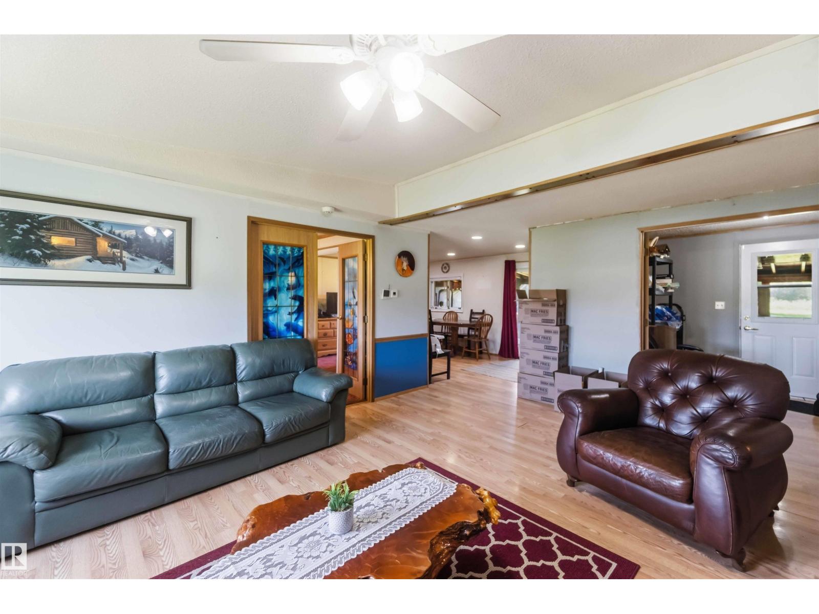 52315 RGE ROAD 273 - 17