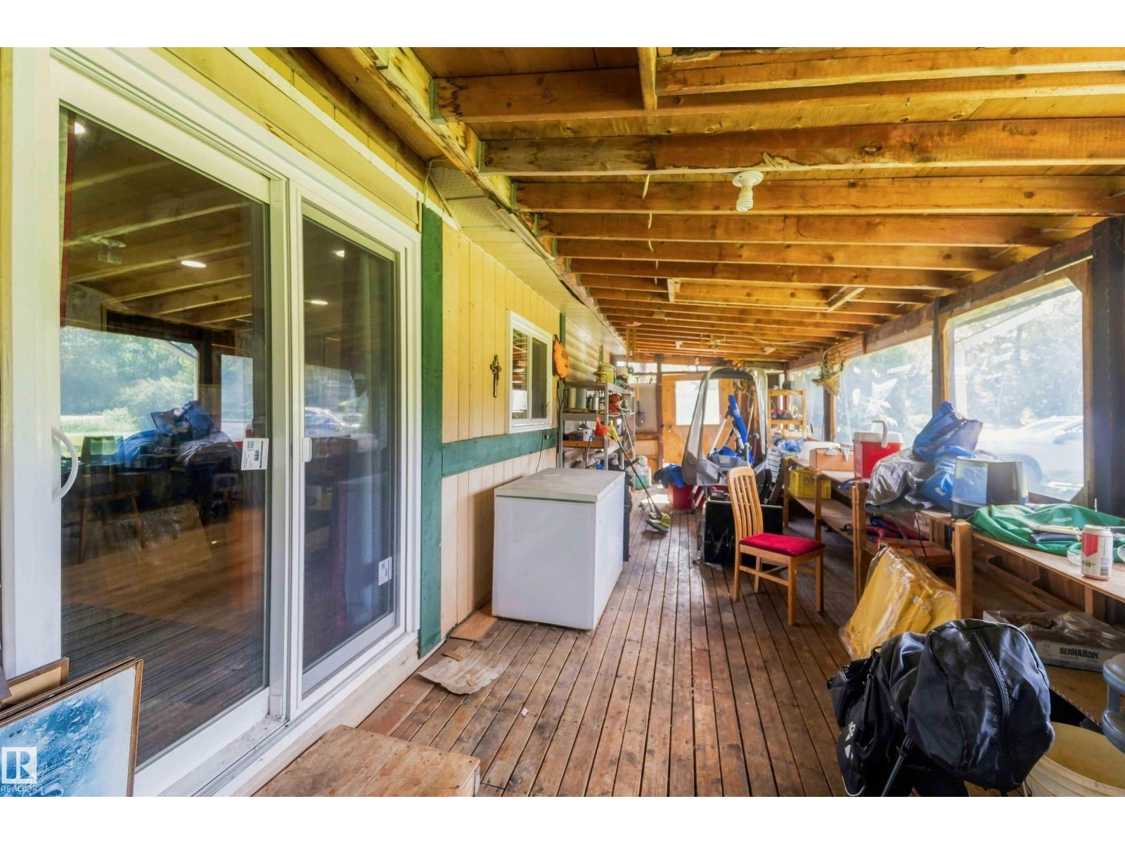 52315 RGE ROAD 273 - 35