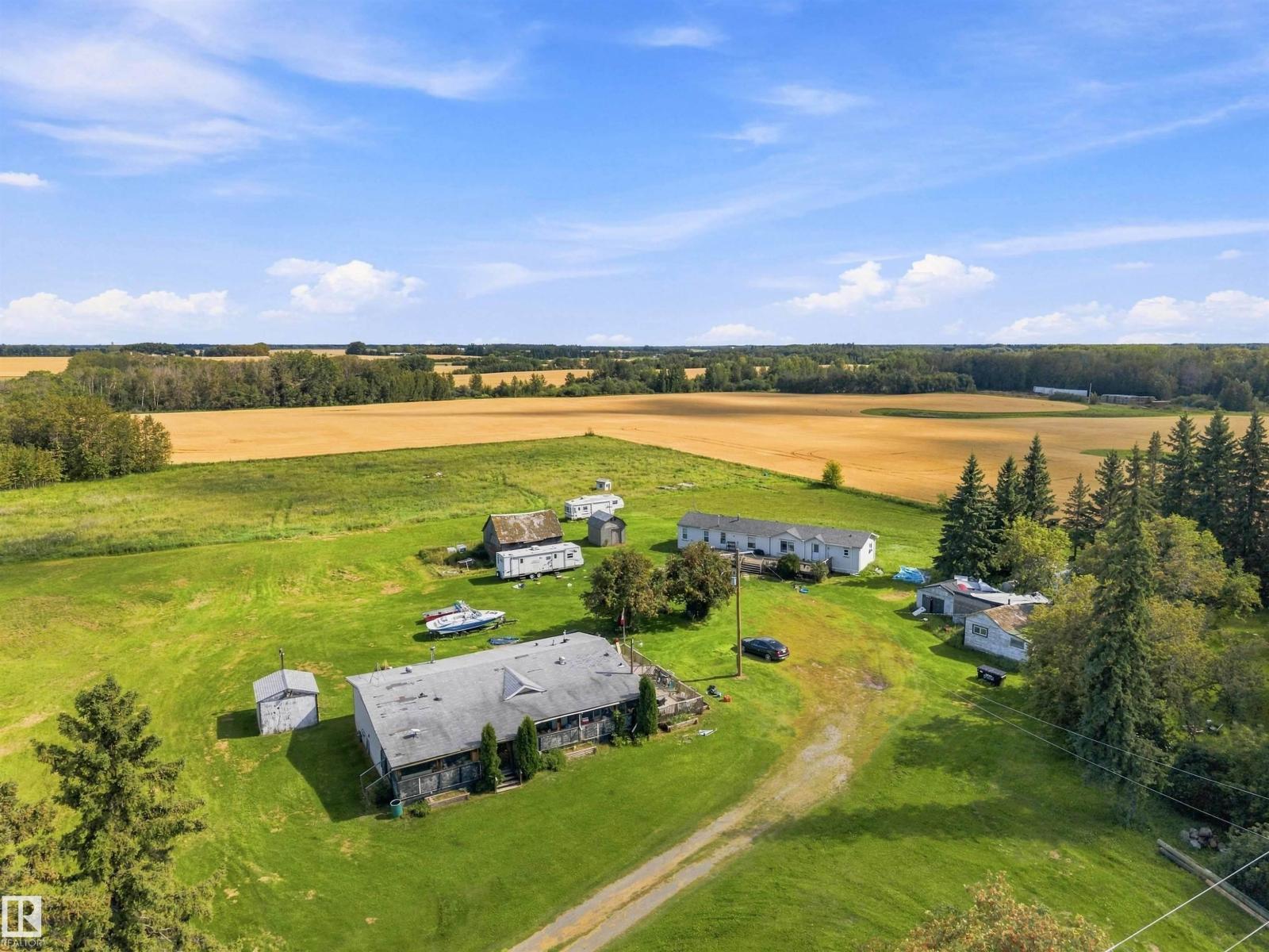 52315 RGE ROAD 273 - 53