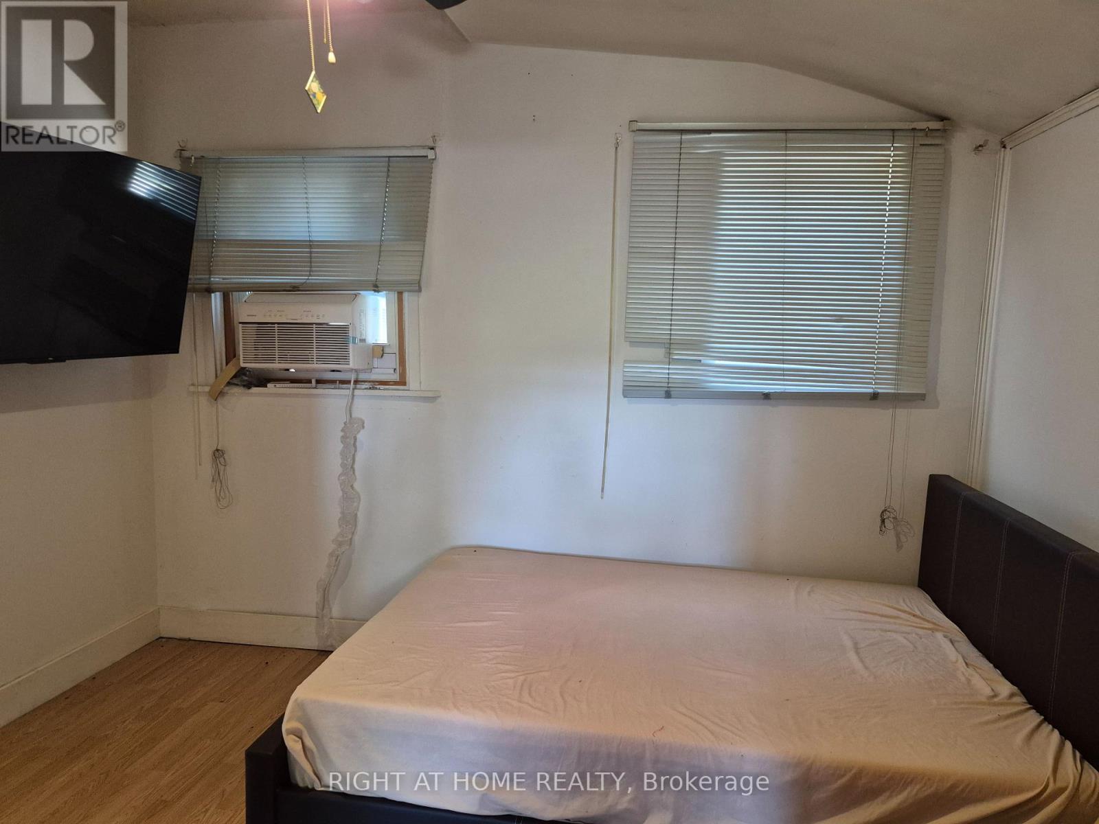 565 SOUTH STREET S - Image 3