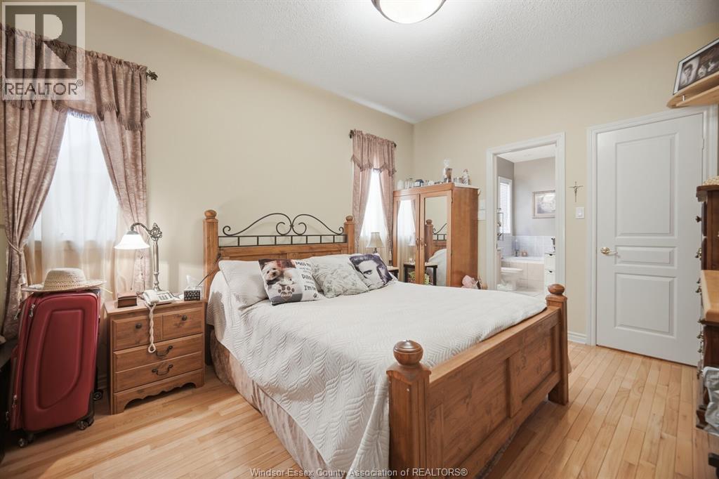 2 SPRUCEWOOD CRESCENT - Image 22