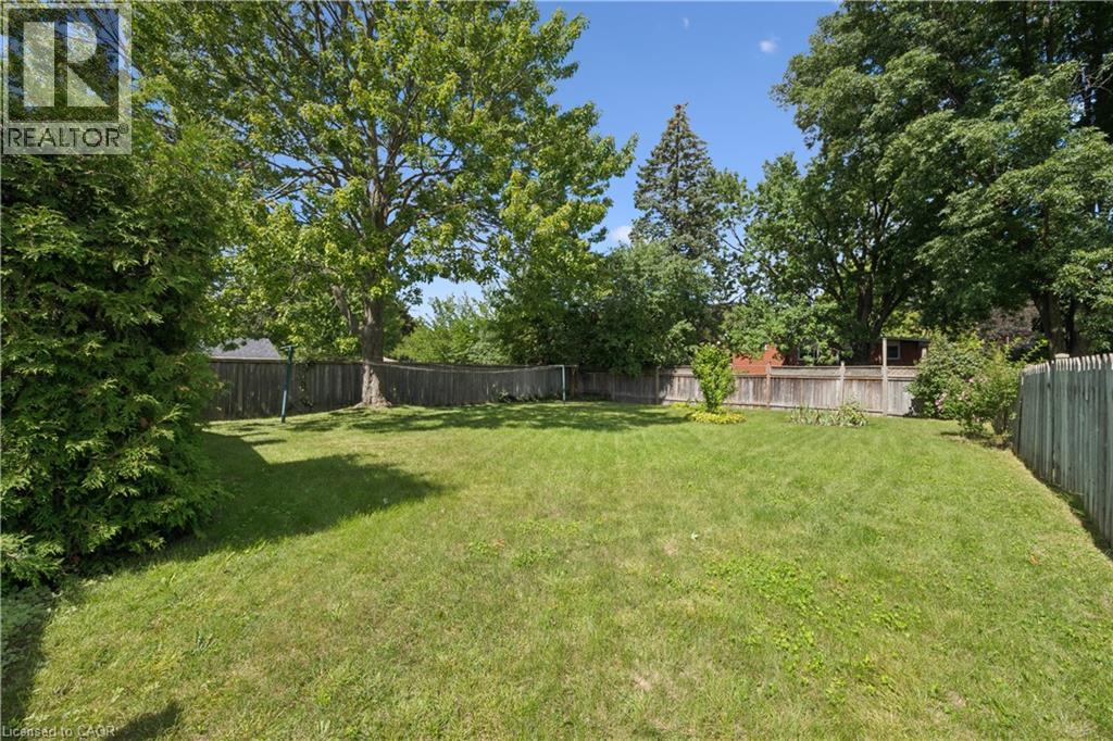 146 KENNETH Avenue - 28