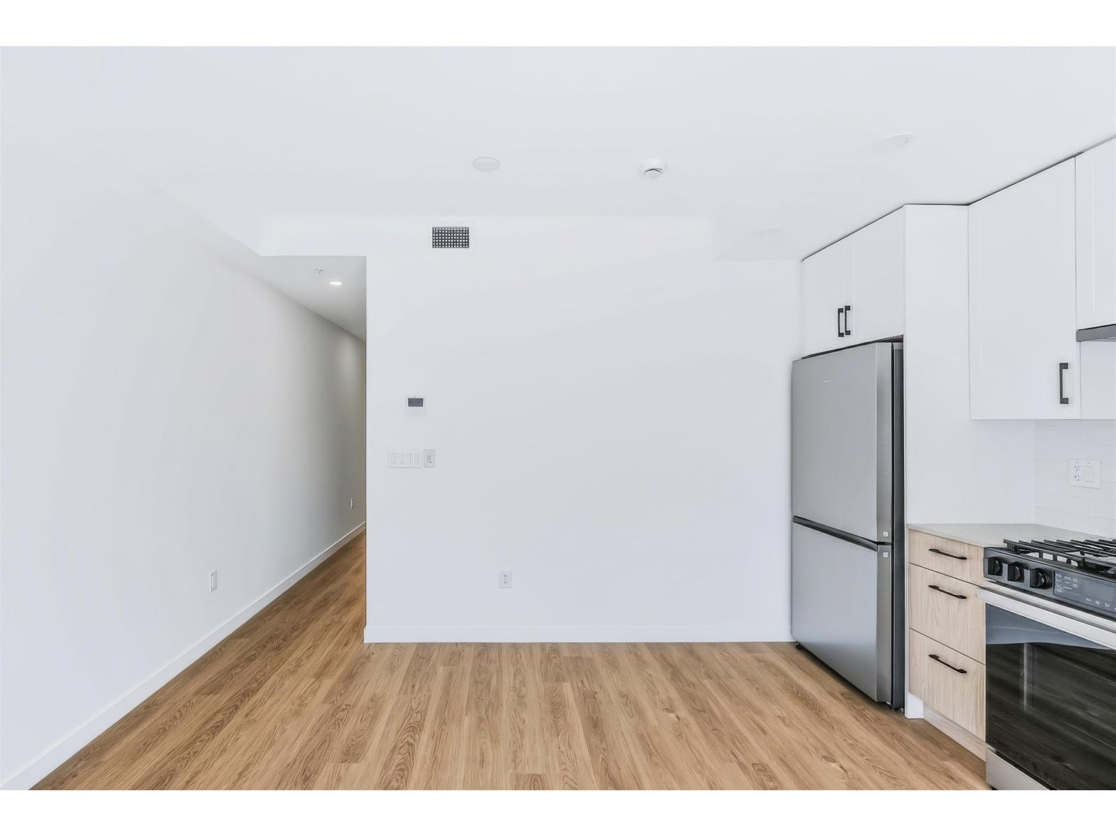 1 Bed, 1 Bath Apartment for Sale in Langley – 509 27218 ALDERGROVE TOWN CENTRE DRIVE, Langley – MLS# R3144436 - Image 13