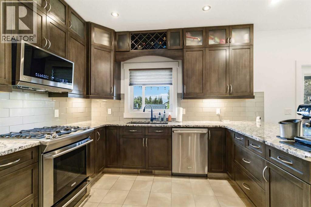 100 Dakin Drive - Image 15