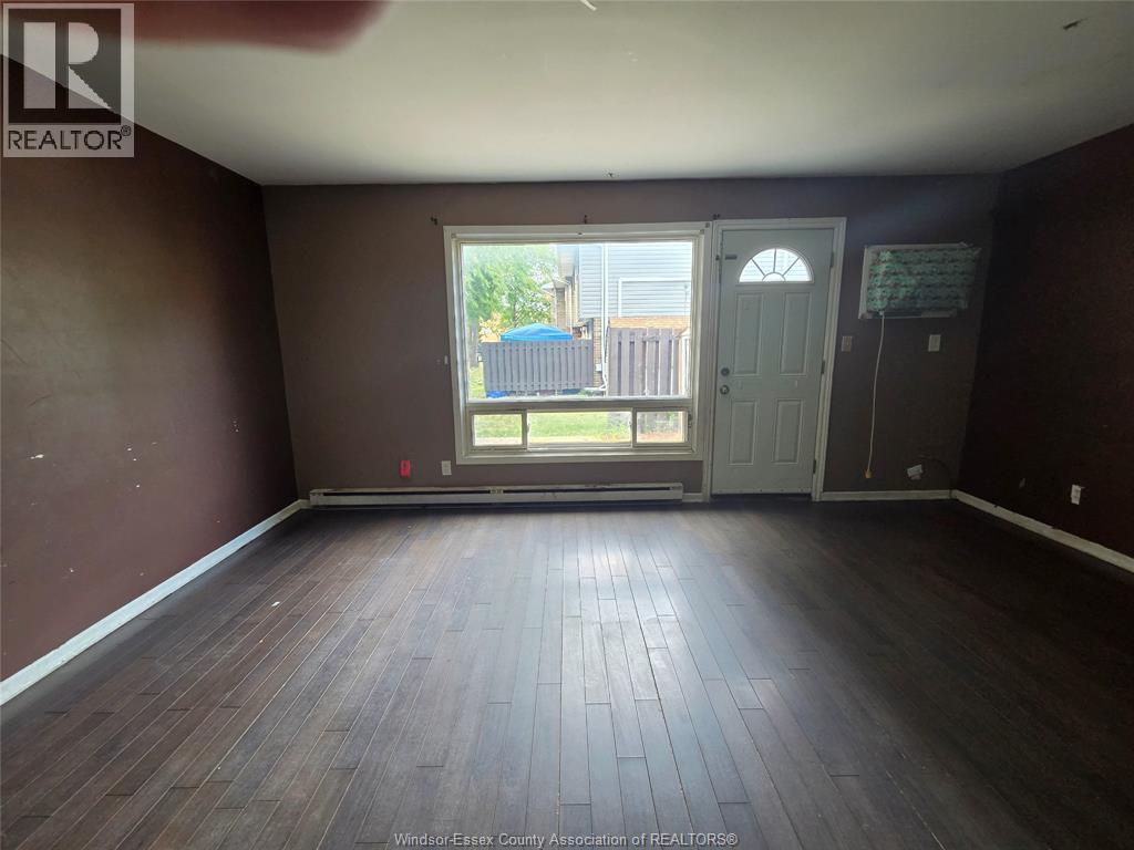 2816 Meadowbrook LANE - Image 7