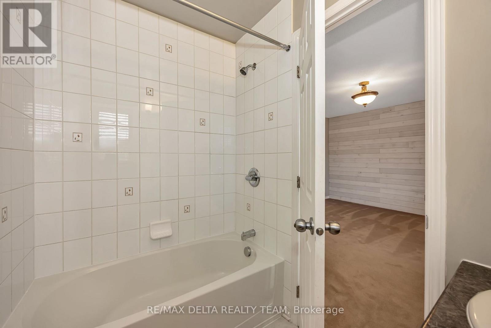 253 CITYVIEW CRESCENT - 26