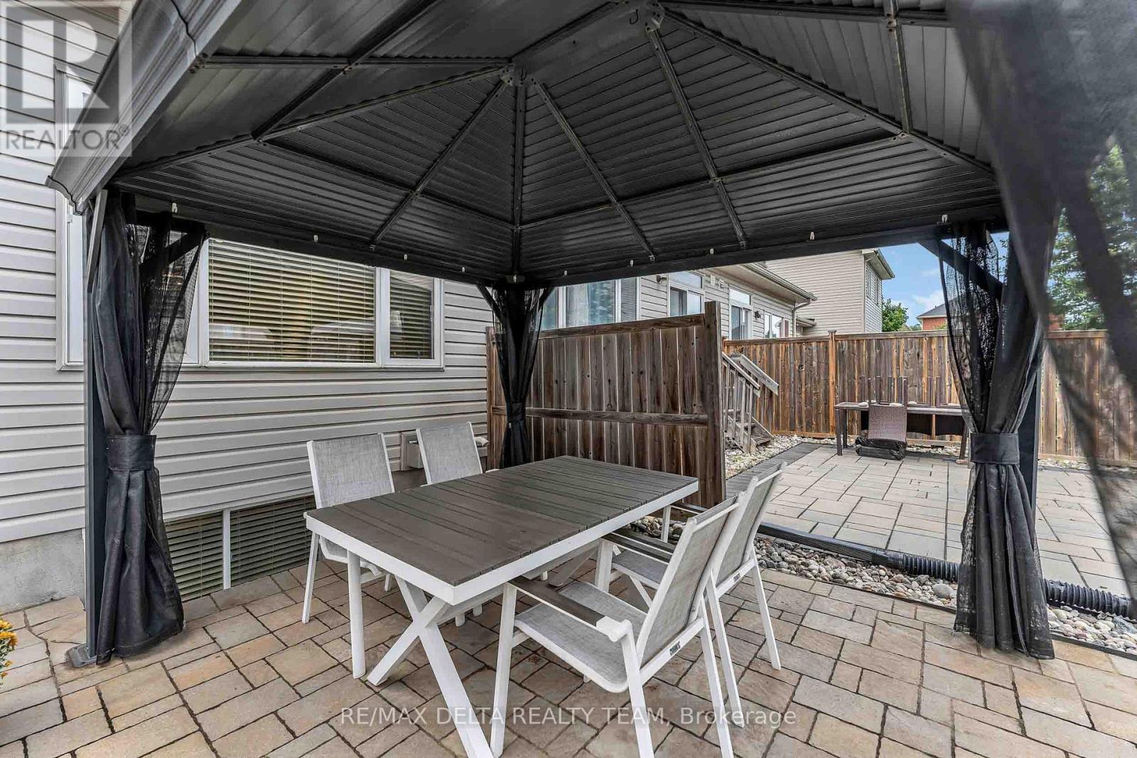 253 CITYVIEW CRESCENT - 45