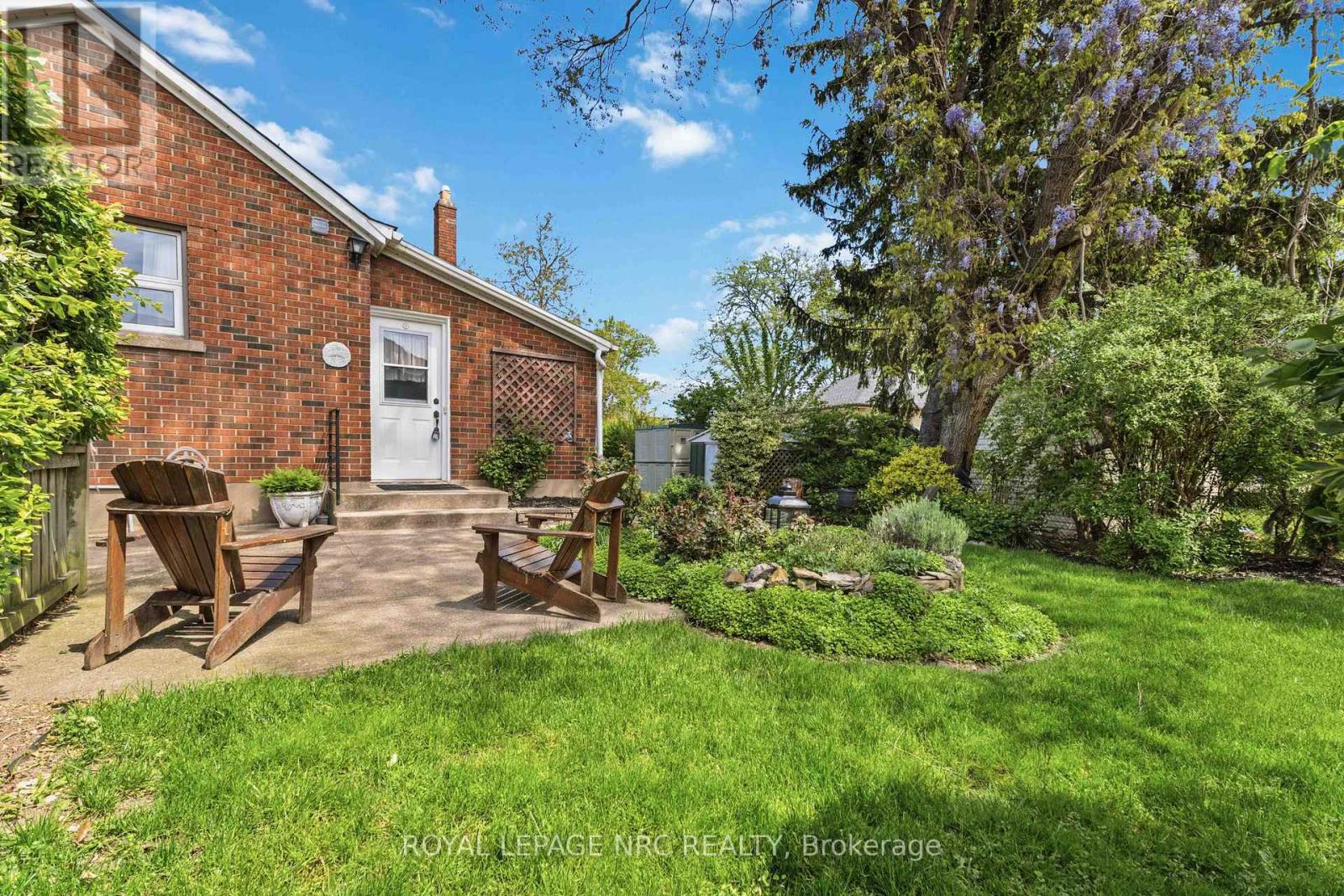 304 SCOTT STREET S - 26