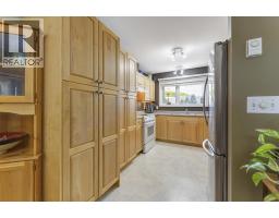 1672 Thayer Court, Kelowna, BC V1Y8M2 Photo 17