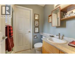 1672 Thayer Court, Kelowna, BC V1Y8M2 Photo 26