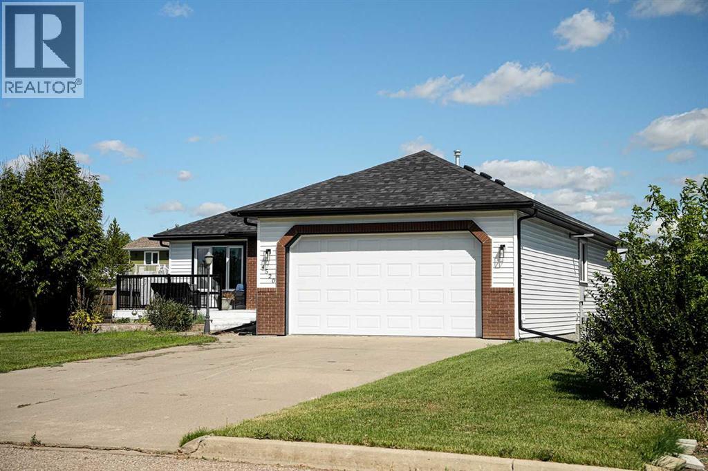 Listing photo – 4520 48 Avenue, Hardisty