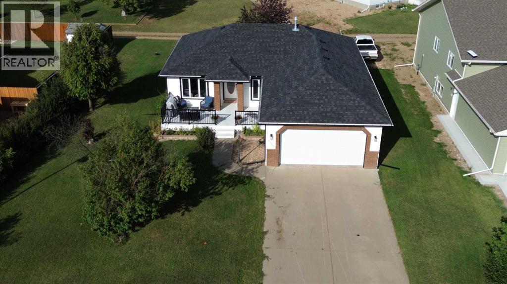 Listing photo – 4520 48 Avenue, Hardisty