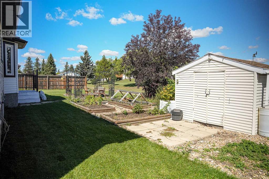 Listing photo – 4520 48 Avenue, Hardisty