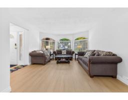 15482 112 Avenue, Surrey, BC V3R6H1 Photo 9