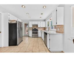 15482 112 Avenue, Surrey, BC V3R6H1 Photo 17