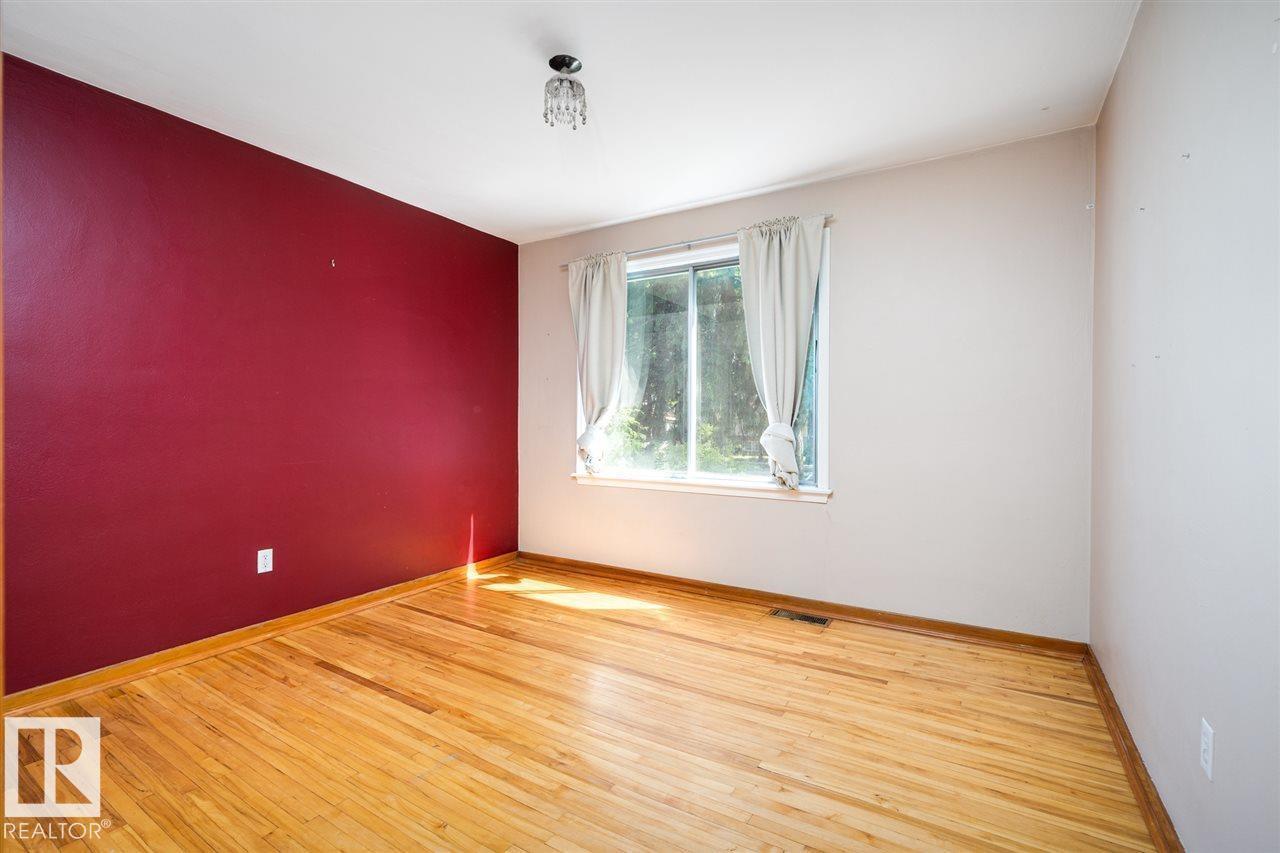 11730 125 ST NW - 6