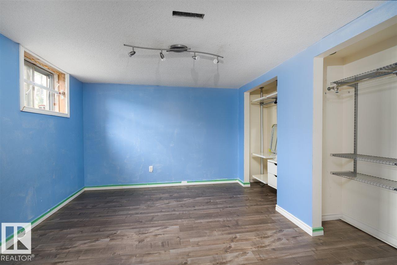 11730 125 ST NW - 8