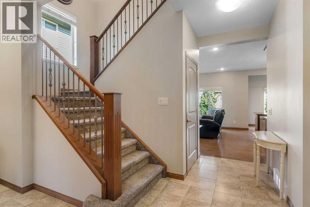140 Aspenmere Close - 7