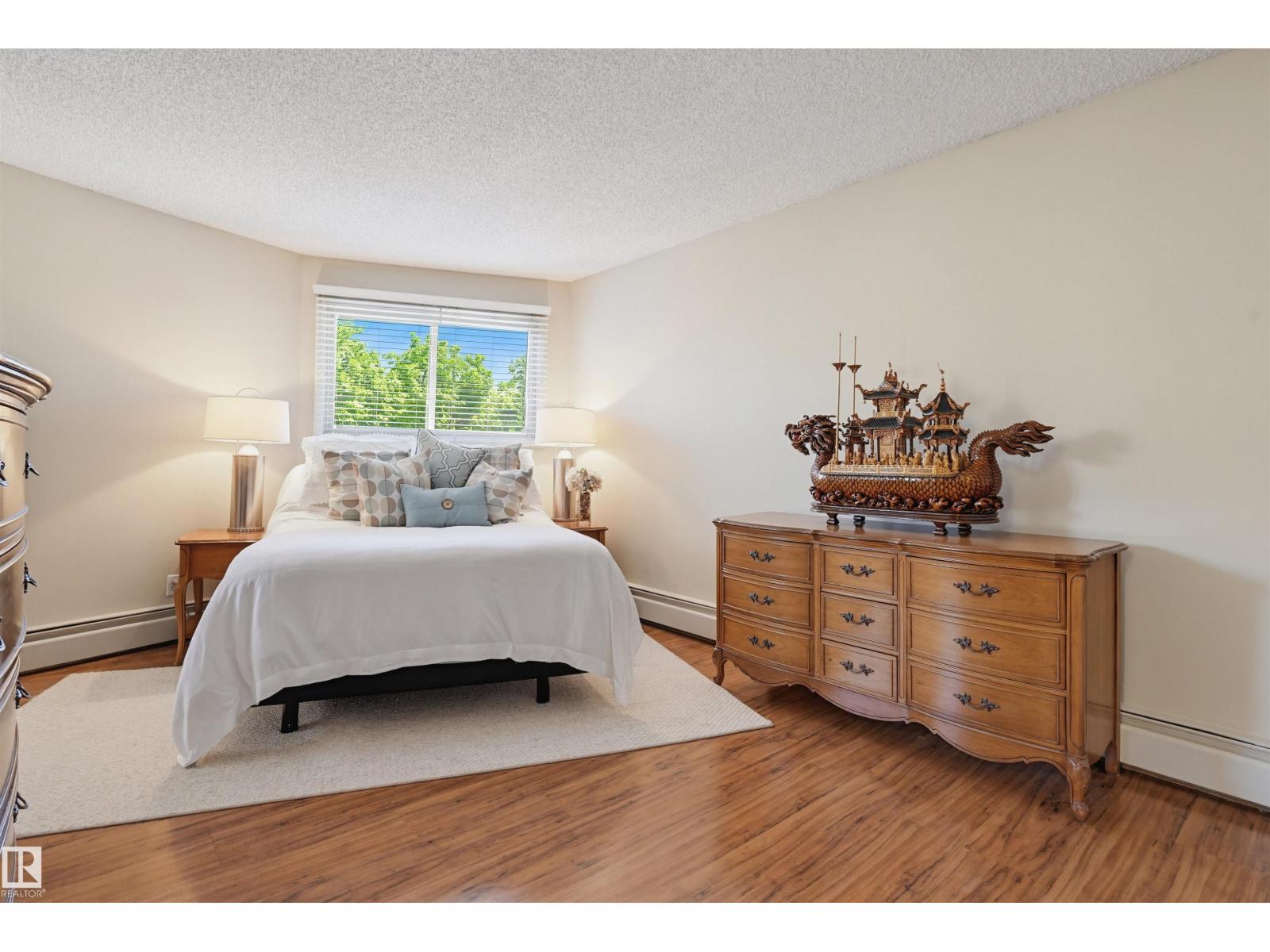 #403 10171 119 ST NW - 20