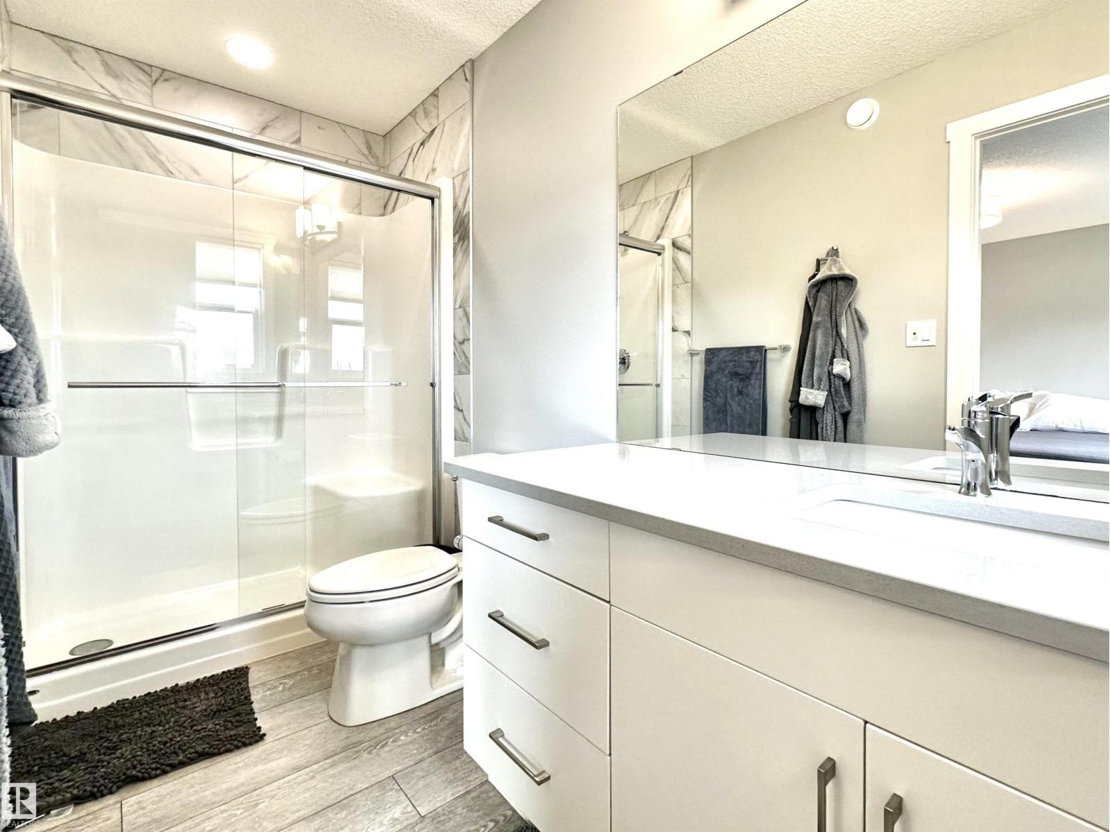 20947 95 AV NW - 28
