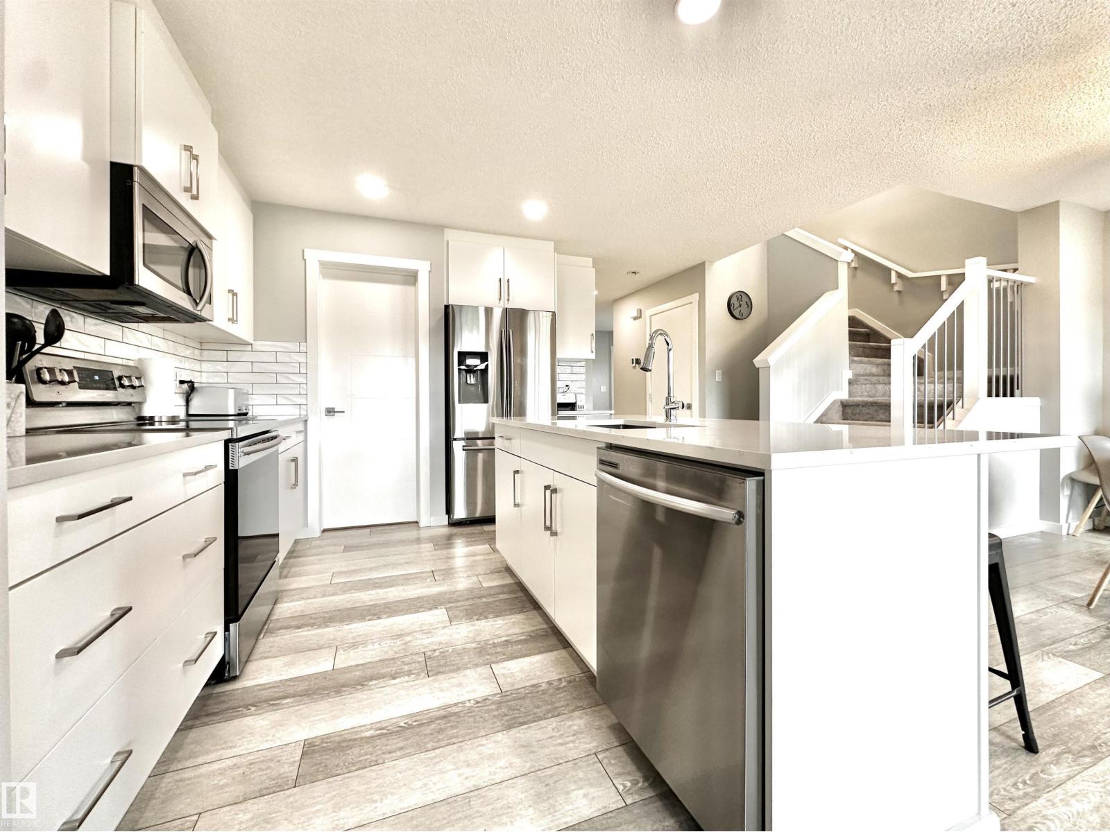 20947 95 AV NW - Image 11