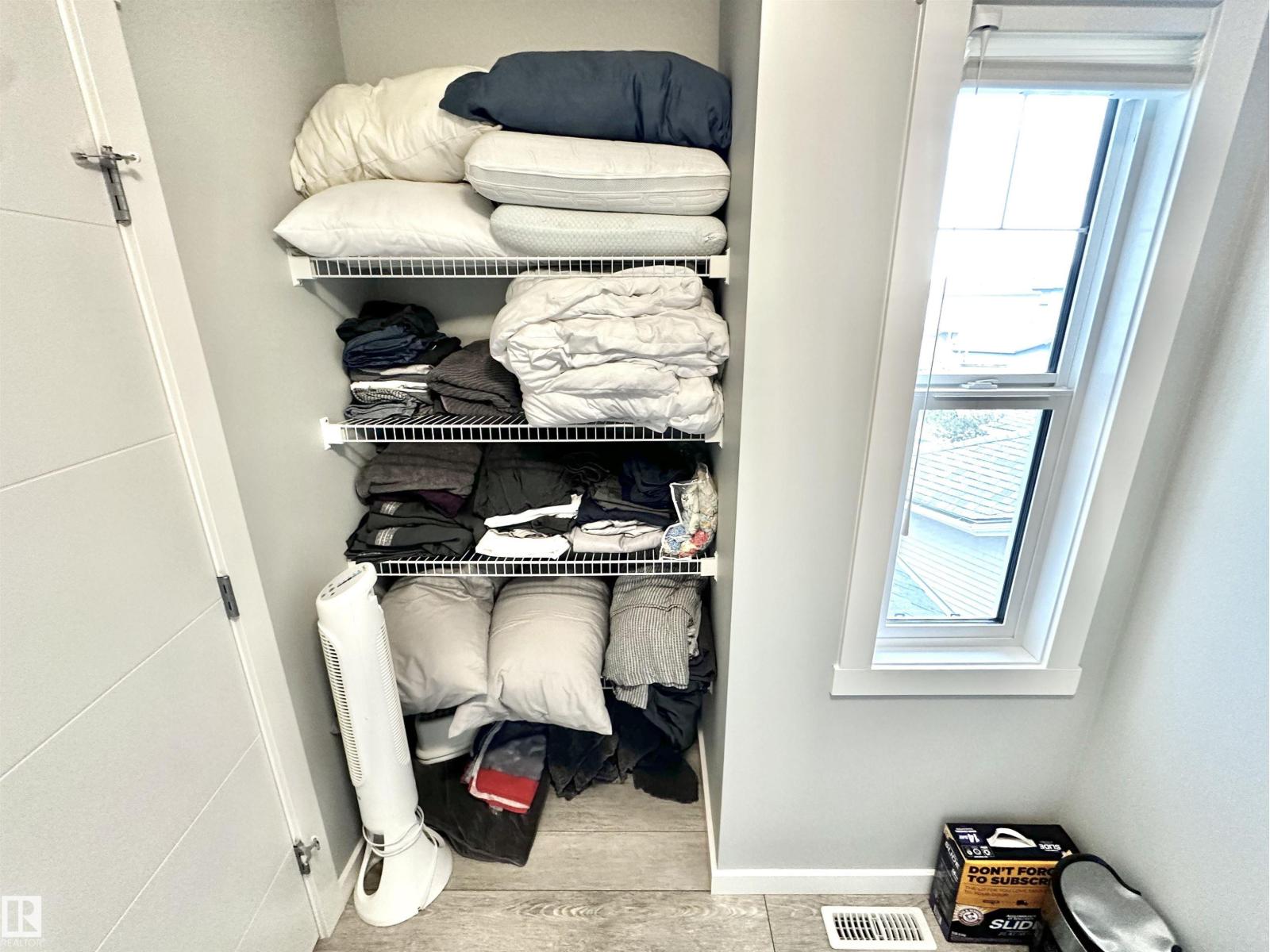 20947 95 AV NW - 37