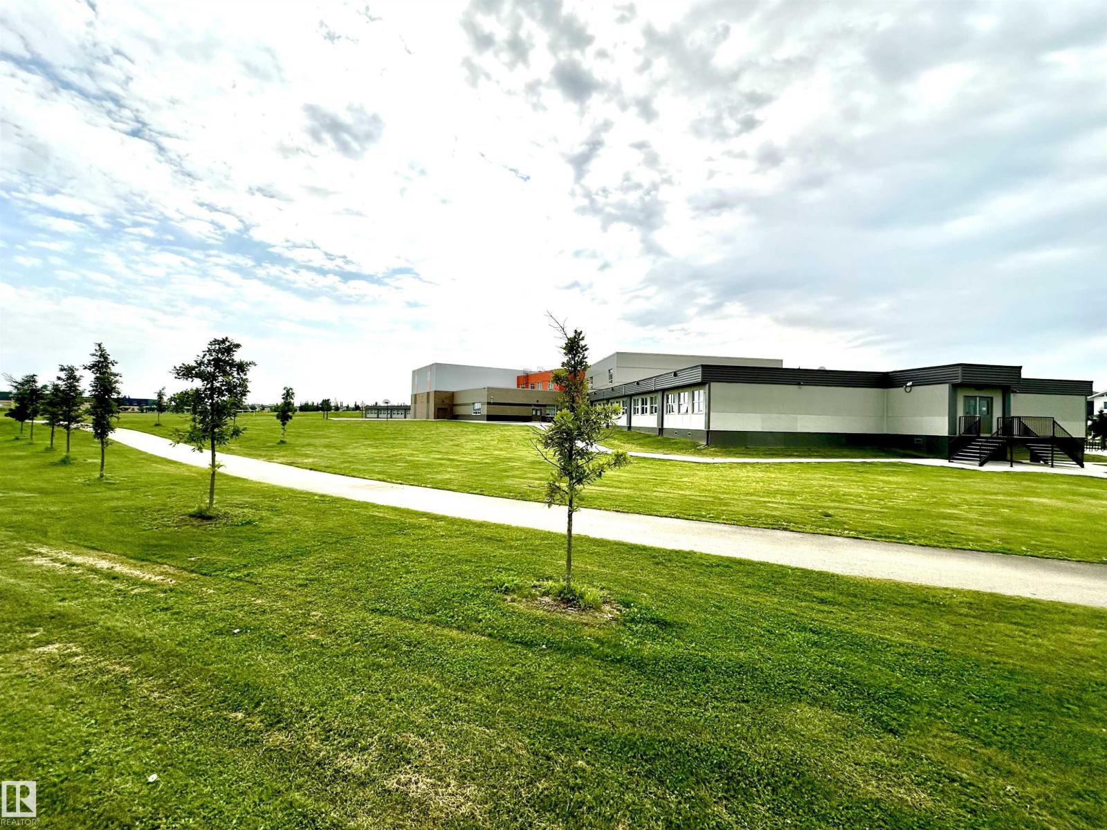 20947 95 AV NW - Image 45