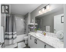 1161 Chinook Gate Bay SW - photo 31