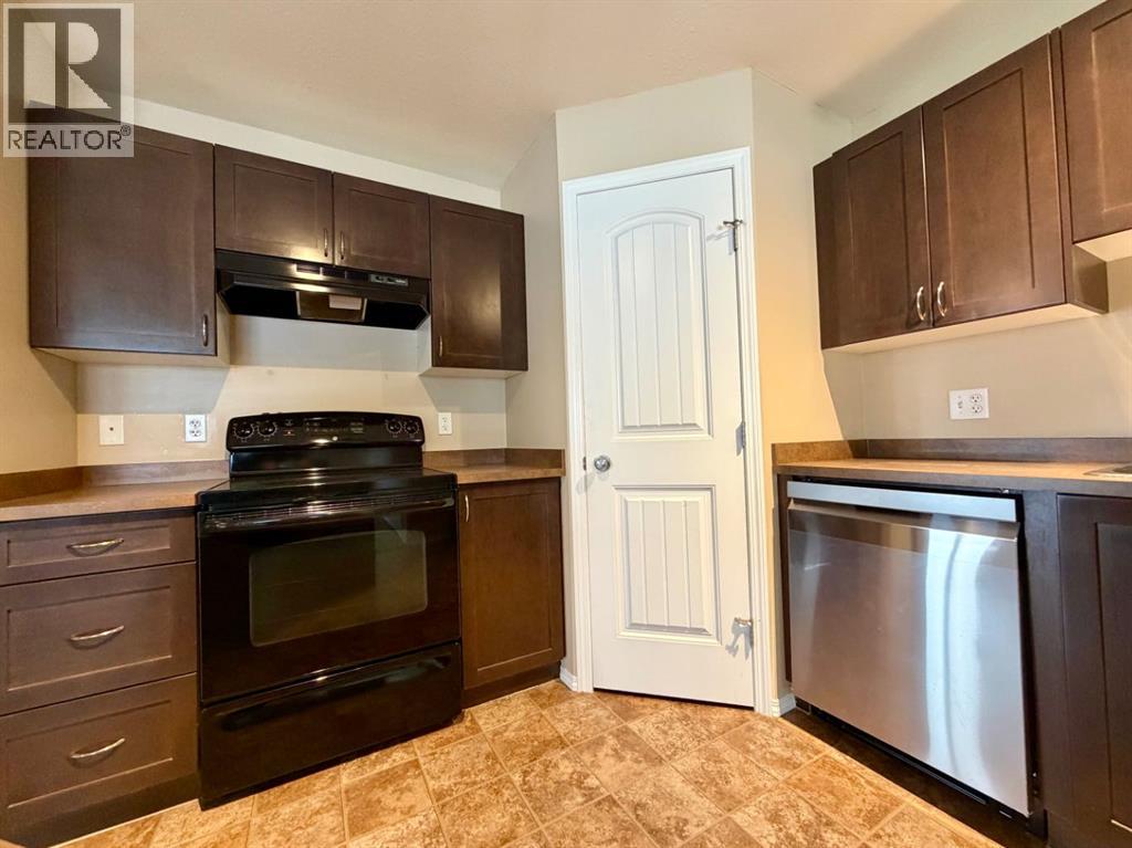 #415 31 Jamieson Avenue - 7