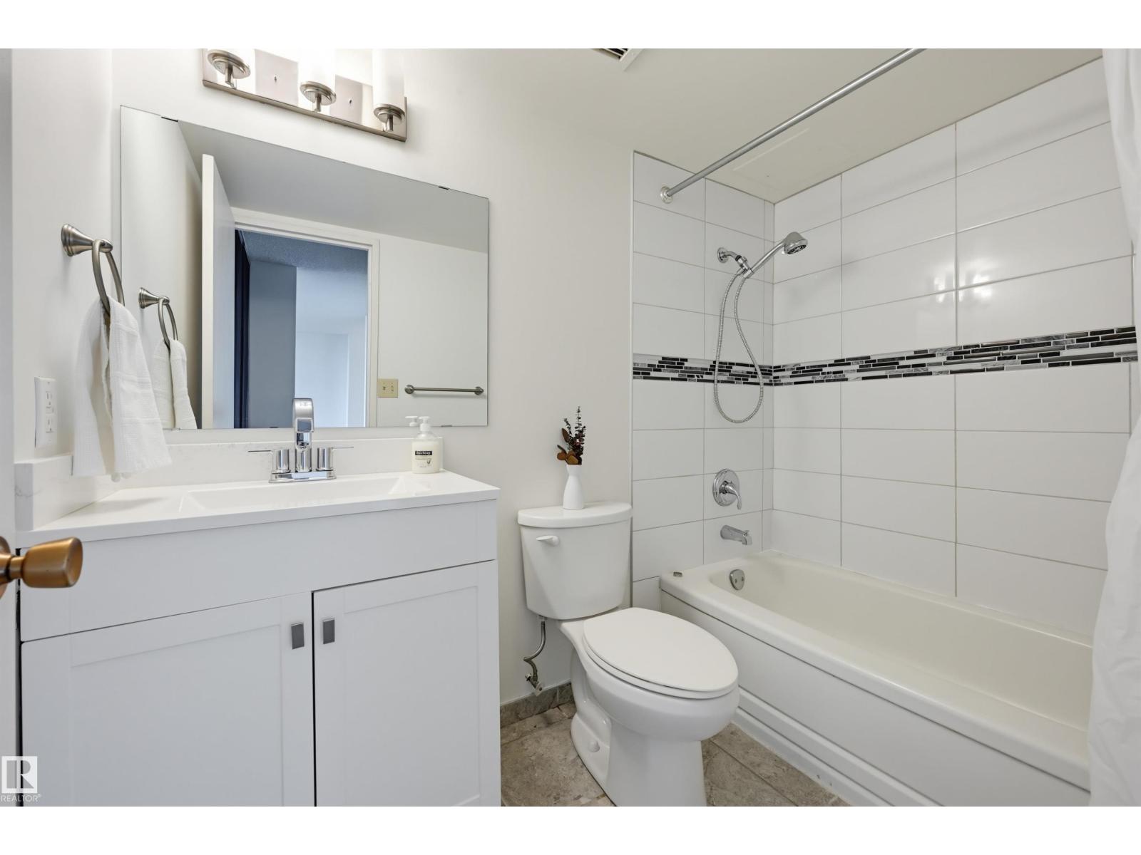 #1502 13910 STONY PLAIN RD NW - Image 21