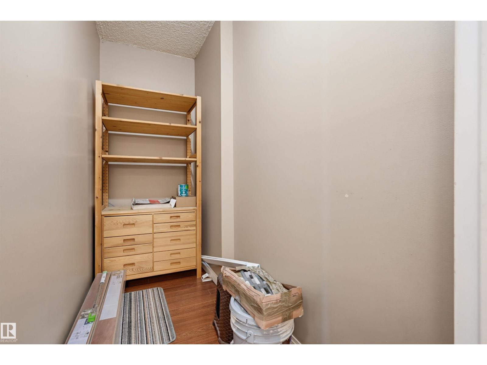 #1502 13910 STONY PLAIN RD NW - 22