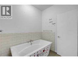 17 Yorkstone Way SW - photo 36