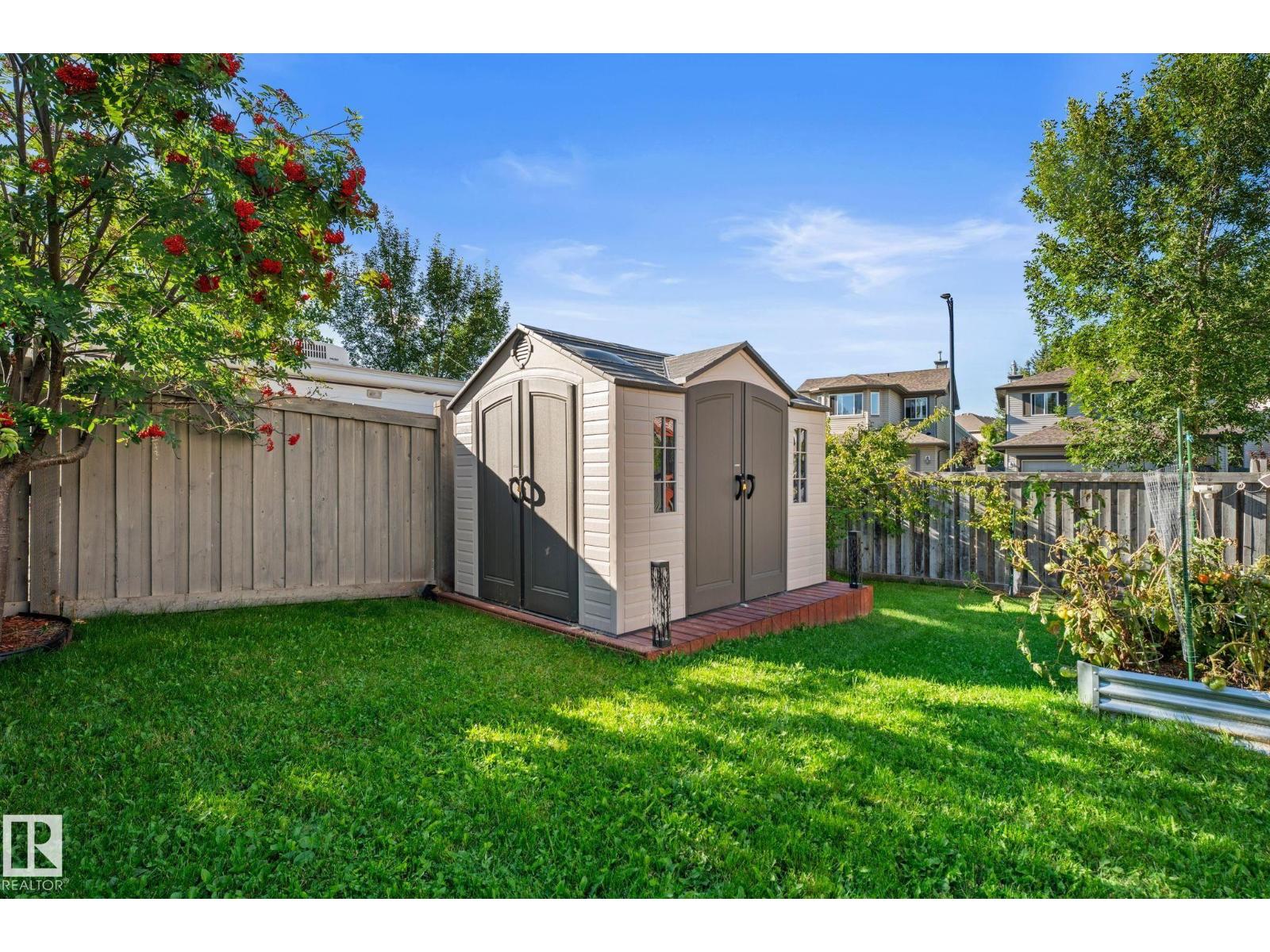 4532 210 ST NW - 53