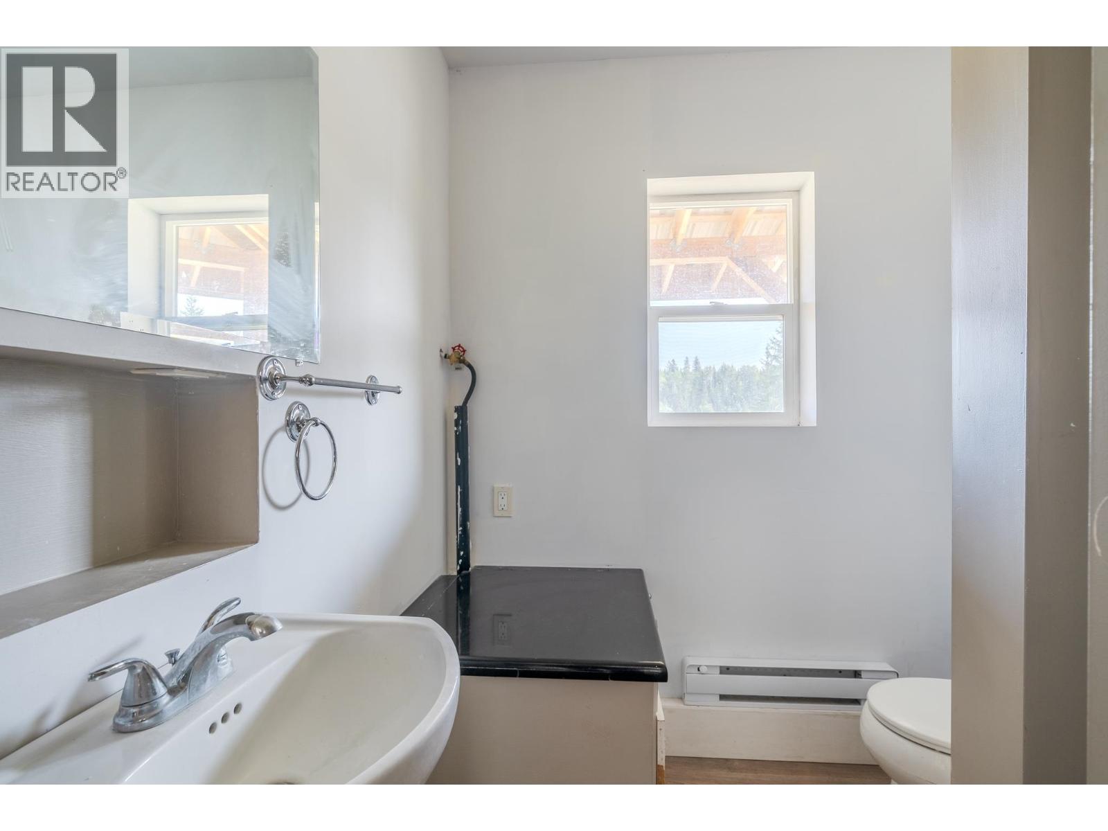 7435 LITTLE FORT 24 HIGHWAY - Image 11