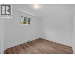 1726 Templeton Drive, Vancouver, BC V5N0K2 Photo 15