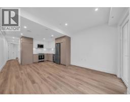 1726 Templeton Drive, Vancouver, BC V5N0K2 Photo 11