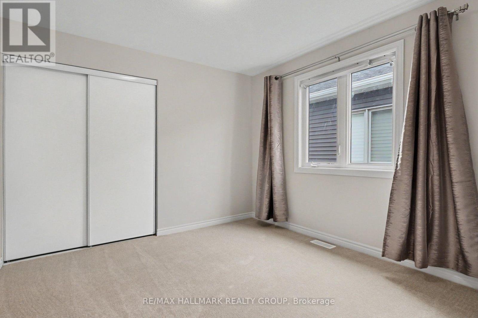 240 SWEETVALLEY DRIVE - 27