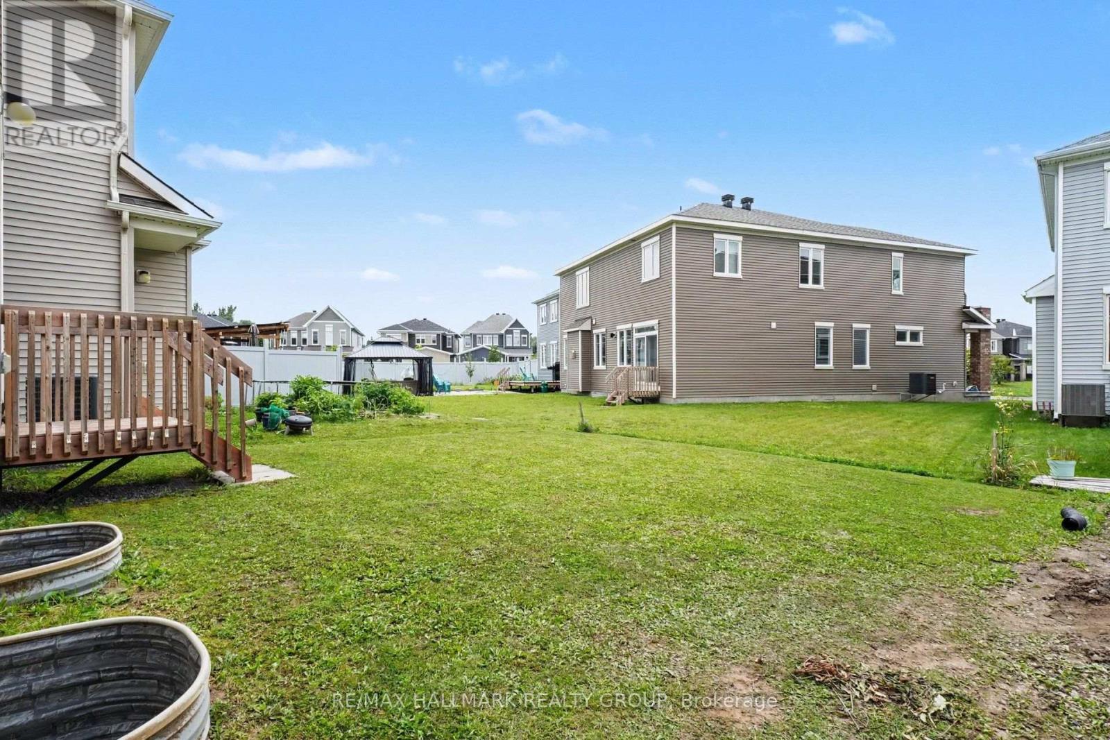 240 SWEETVALLEY DRIVE - Image 35