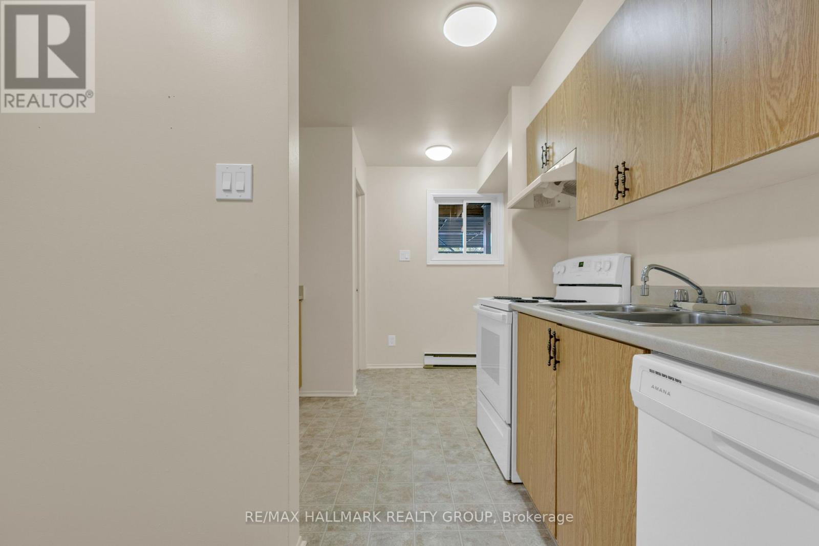 #29 702 TANGUAY COURT - Image 8