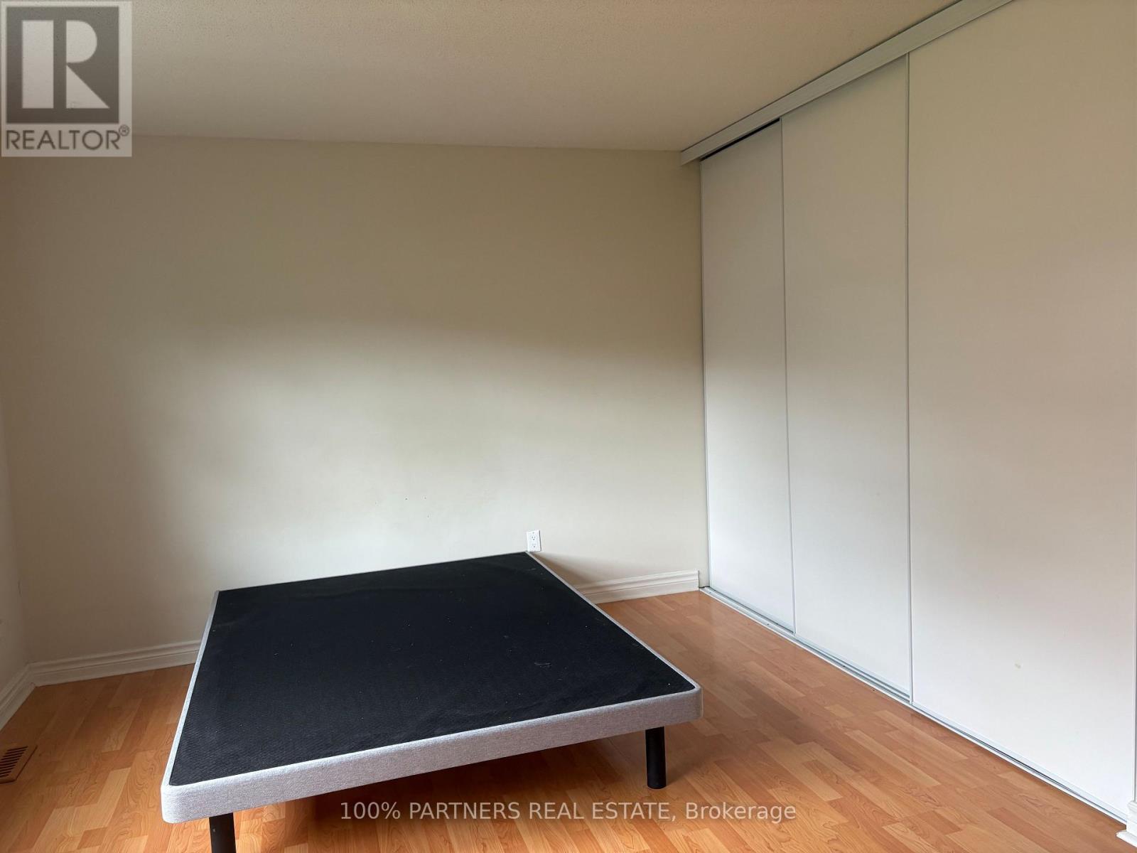 #34 1570 RICHMOND STREET - 12